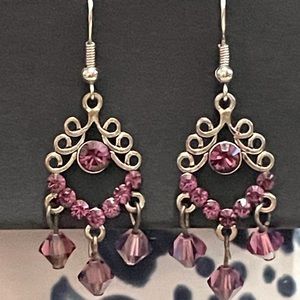 💎 Purple Dangle Earrings
